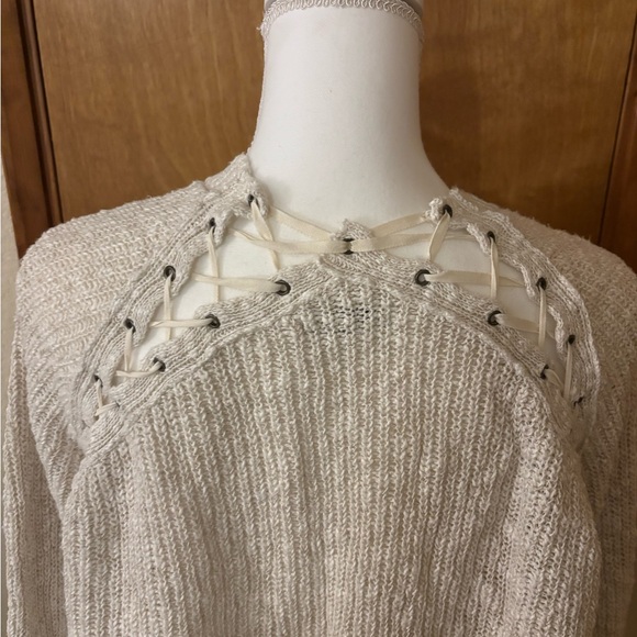 American Eagle Outfitters Sweaters - American Eagle Outfitters Cream Cardigan Sweater